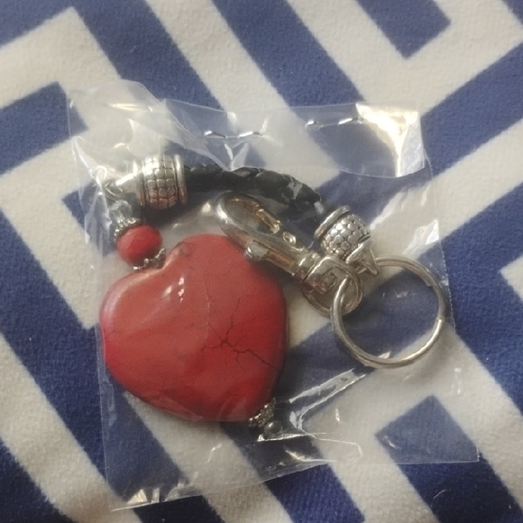 Elegant Red Heart Keychain with Silver Accents - Picture 4 of 5